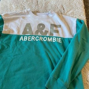 Girls Abercrombie Kids Cropped Sweatshirt - 11/12